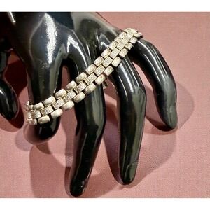 Monet Silver Tone Link Bracelet Rhinestone Accents Clasp Closure VTG Signed